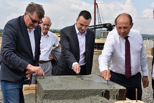 钛谷公司在中乌拉尔地区开始建设新工厂